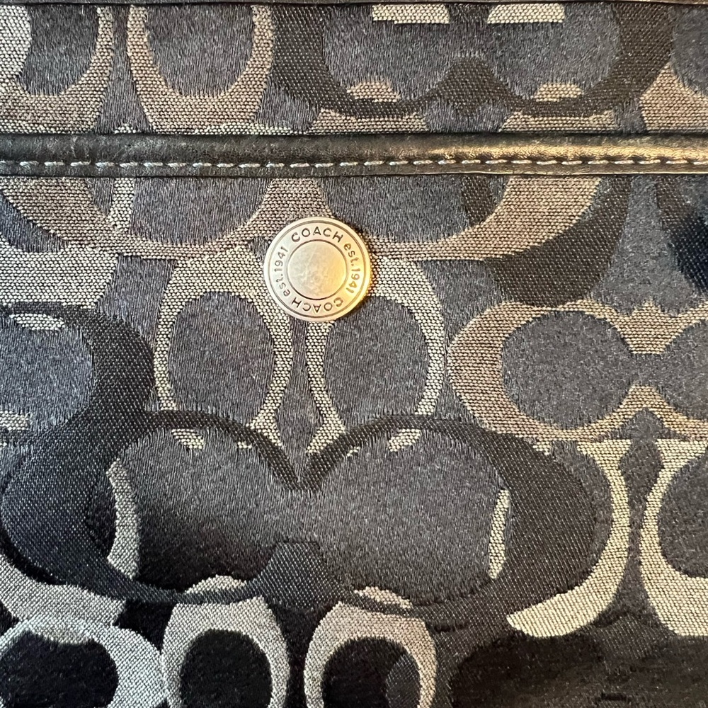 Coach Optic C‎ Cross Body Bag #10148 - Picture 4 of 13